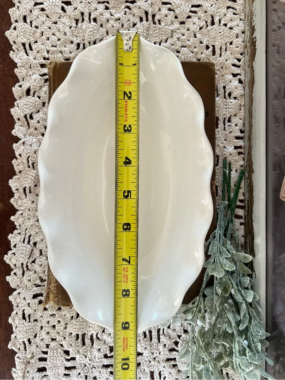 Vintage Pfaltzgraff Stoneware White Scalloped Relish/Candy Dish